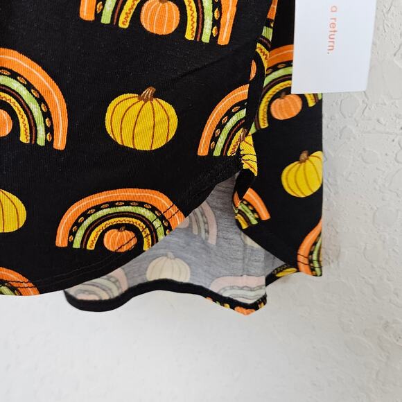 Modcloth Winning Them Over Short Sleeve Top Black Pumpkin Women's Small Casual - Picture 6 of 8